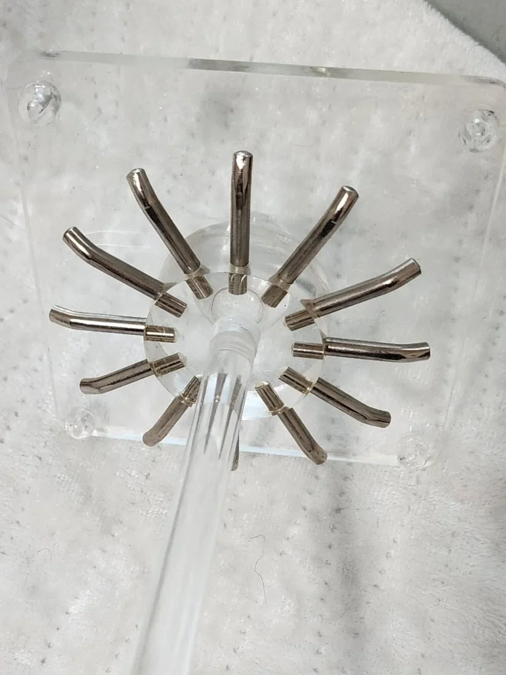 No Brand, Clear Acrylic Jewelry Stand.  12 3/4